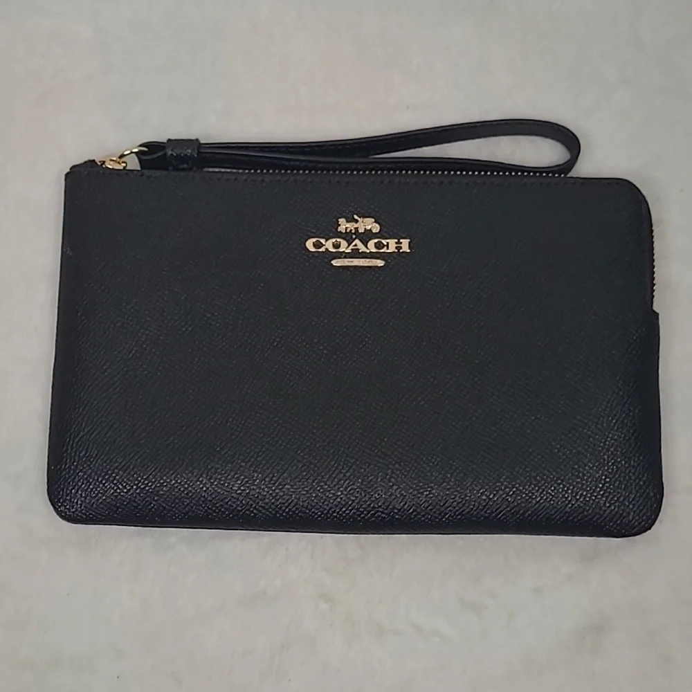 Coach Pebble Black Wristlet - Picture 6 of 12